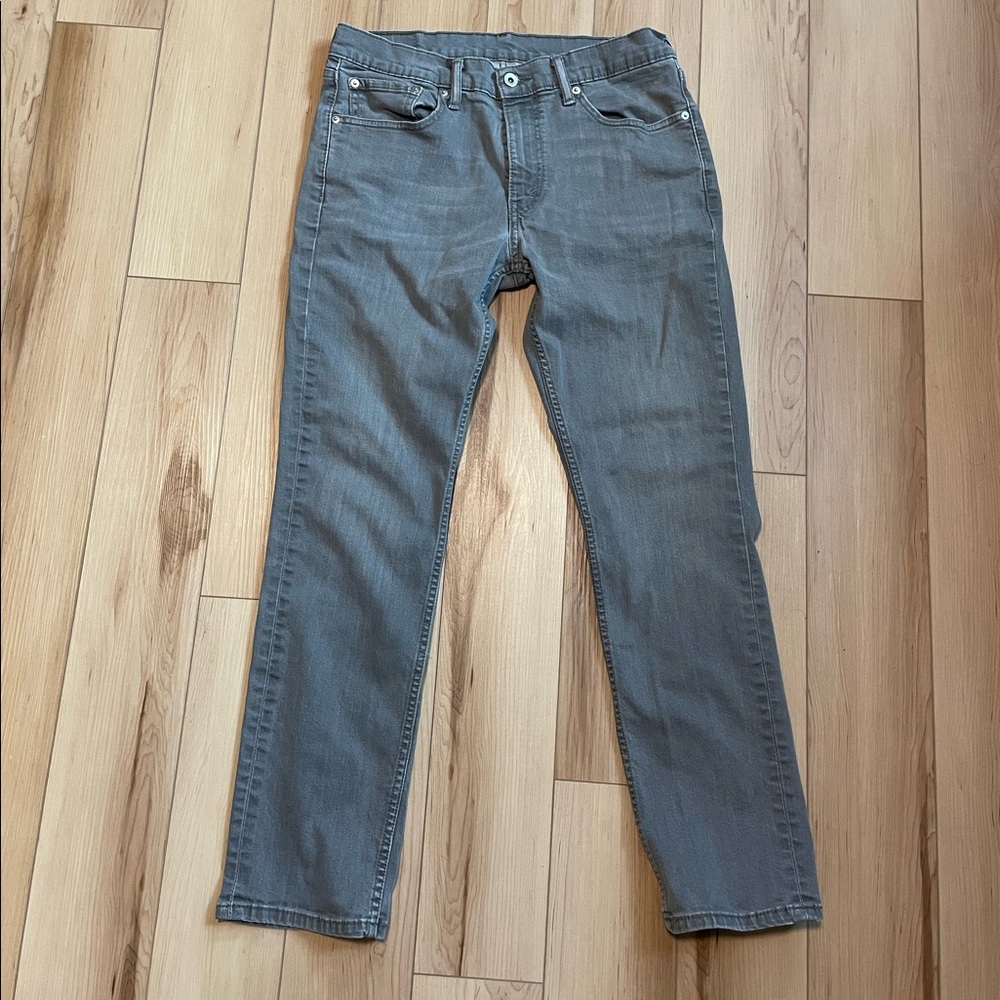 Levi’s 511 slim fit jeans